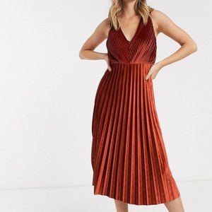*SALE* NWT ASOS DESIGN rust velvet midi dress